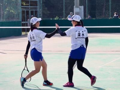 ソフトテニス部が九州大会に出場しました。