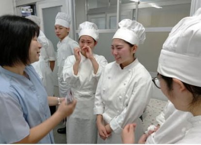 中学校の先生からコメントを頂き感激していました。