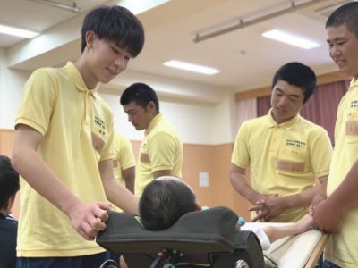 特別支援学校と交流会を行いました。