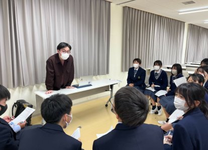 Sコース 高大連携授業の様子 (8)