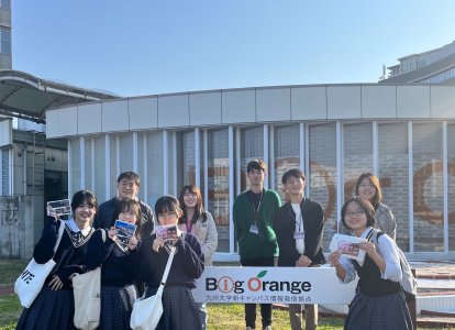 九州大学キャンパスツアーの様子 (1)