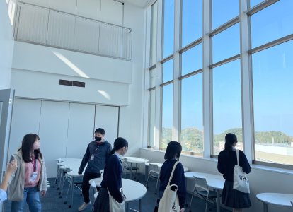 九州大学キャンパスツアーの様子 (5)