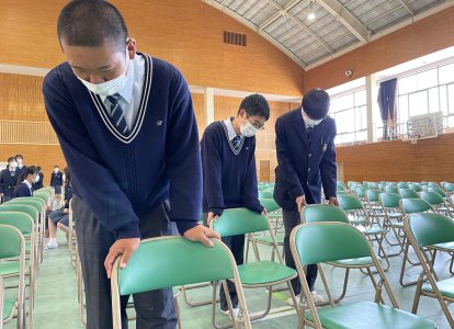 入学式準備の様子 (1)