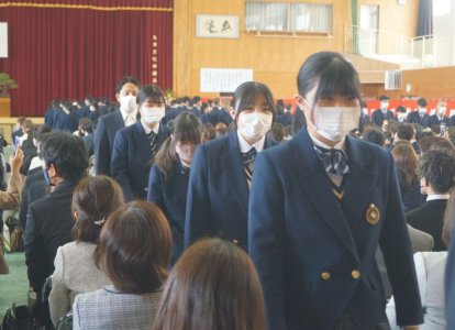 入学式の様子 (1)