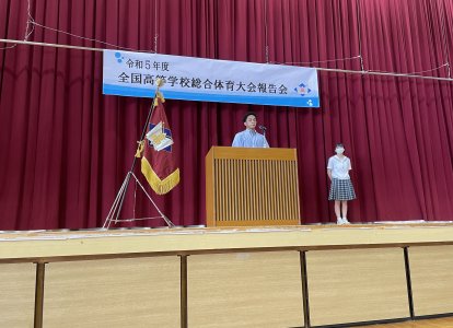 報告会の様子【水泳部】