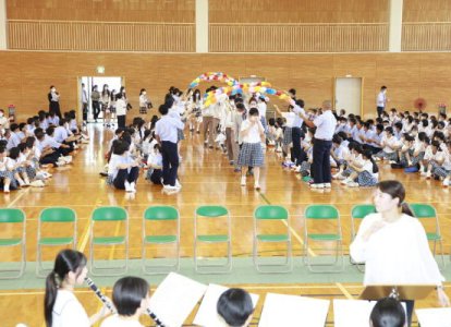 歓迎会の様子 (入場)