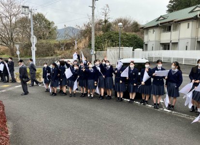 エールを送る後輩たち②