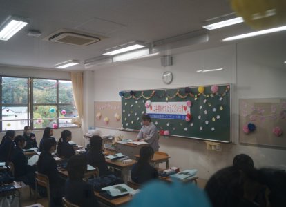 最後のホームルームの様子 (8)