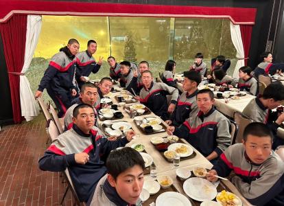 修学旅行2日目_夕食の時間⑥