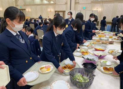 修学旅行5日目_ホテルでの朝食①