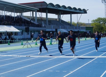 100m走