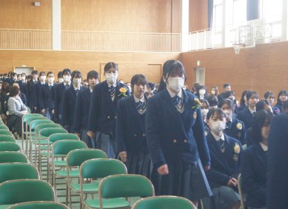 卒業証明書授与⑤