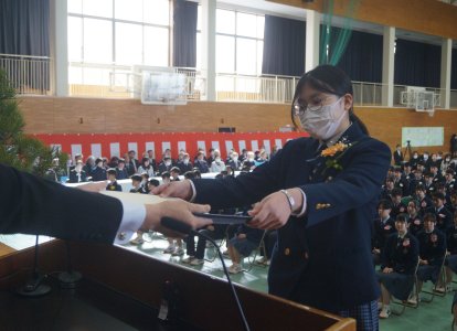 卒業証明書授与⑬