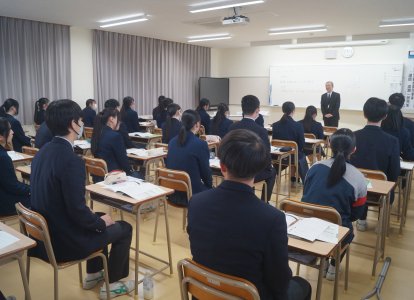 就職ガイダンス・企業見学報告会⑪