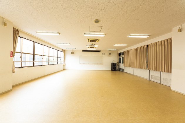 多目的ホール
