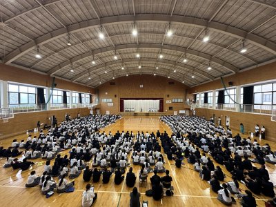 生徒総会！勇気ある発言に拍手！
