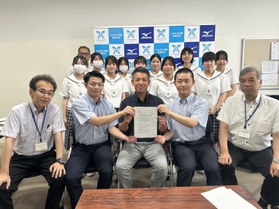 生徒会より要望書の提出〜身近な社会（学校）から学ぶ主権者意識〜