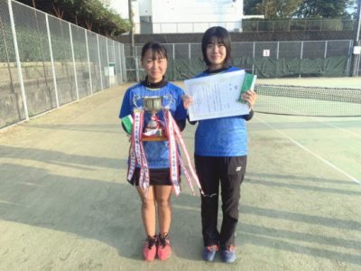 ソフトテニス部が佐世保地区新人戦(個人戦)で優勝しました。